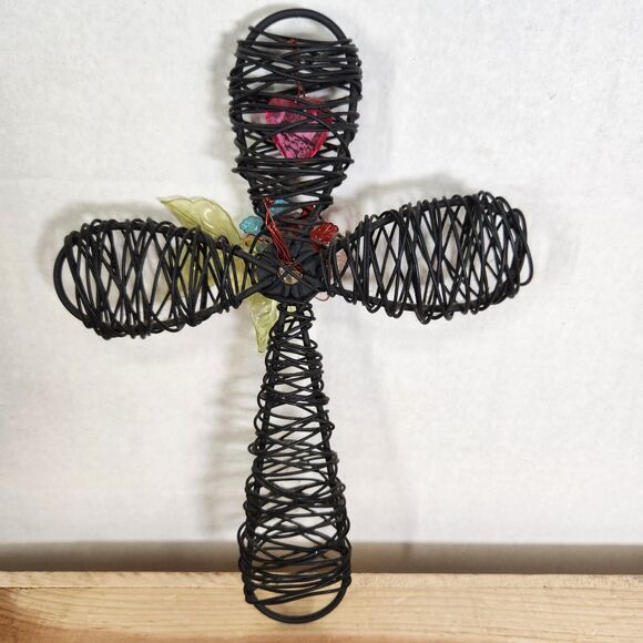 Metal Cross W/ Flowers Blk  10"Long, 7"Wide - Picture 2 of 5